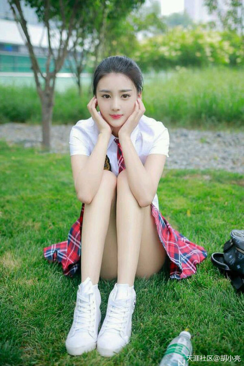 九游网页版入口-拜仁-力克皇马，净胜球令球迷振奋士气大增，效力过皇马和拜仁的球员