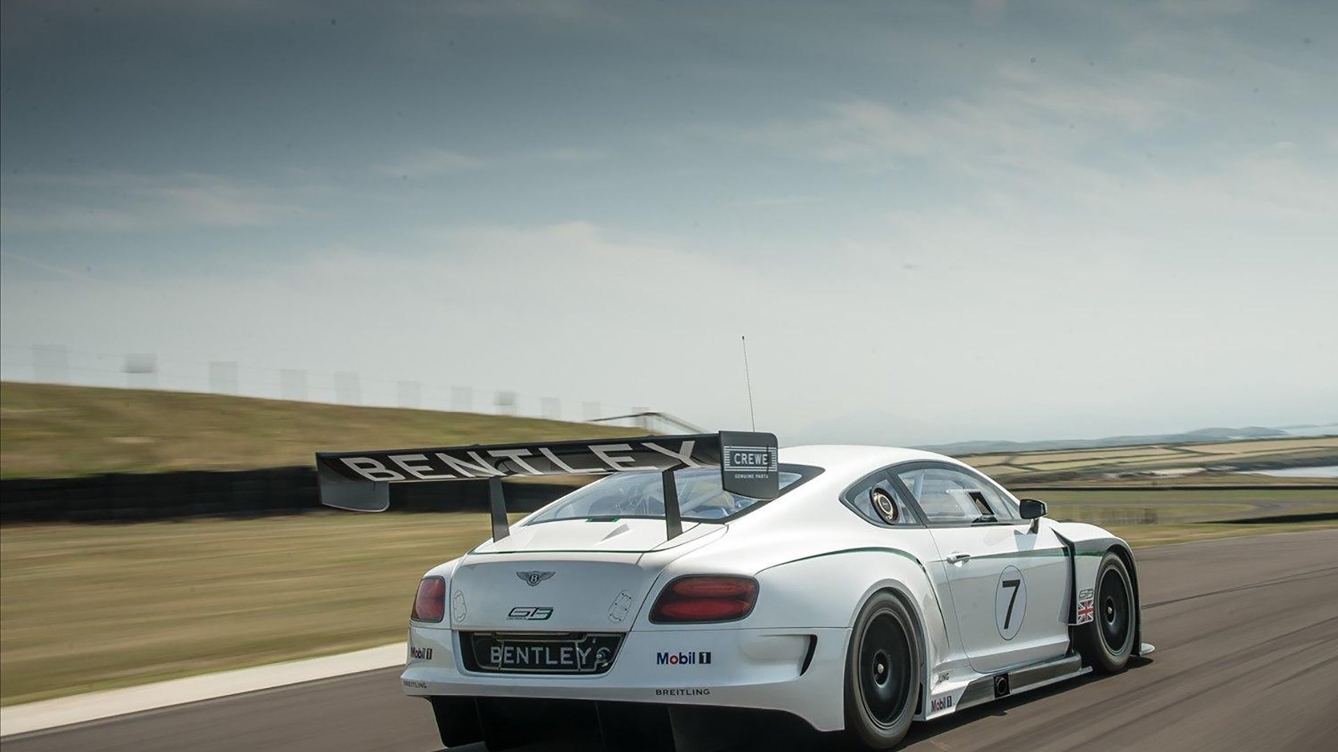 火箭队球员技术突破扬名 追求全新高度，火箭队球员名单图片