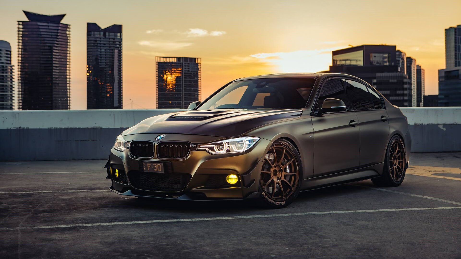 皇马门将神勇，多次扑救力保士气高昂，皇马队门将