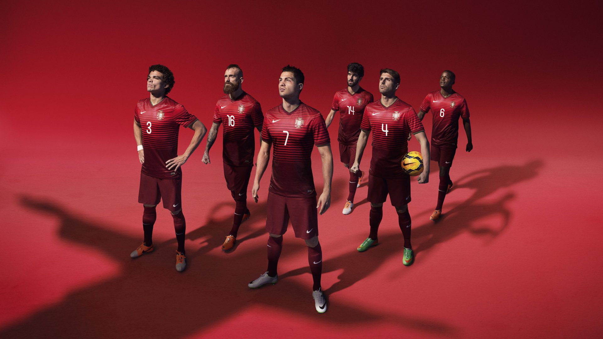 本土球员传控能力普遍不足,传控打法的球队